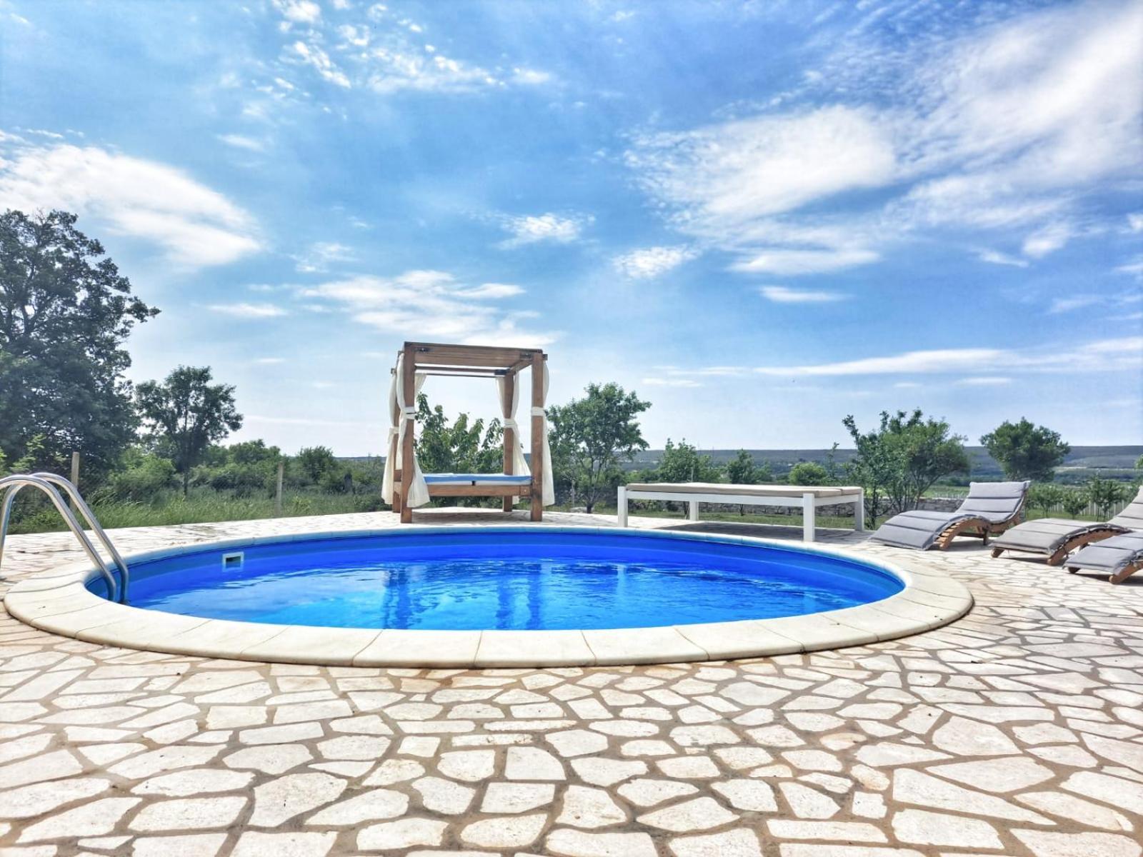 Villa Stone Pearl With Heated Swimming Pool Свети-Филип-и-Яков Экстерьер фото